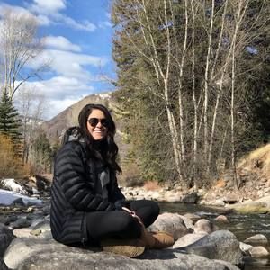 Meet your Posher, Nickole